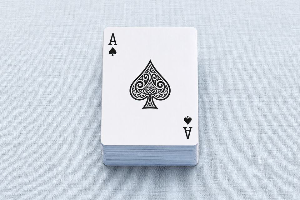 德州扑克规则示意：一副扑克牌